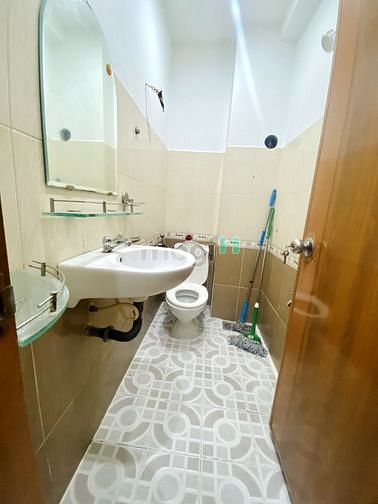 Hình ảnh Âu Cơ - Tân Bình - HXh - 61m2 - Giá 5Tỷ7