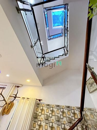 Hình ảnh Bán biệt thự hẻm 230 Tôn Đản, phường 8 quận 4 - 150m2