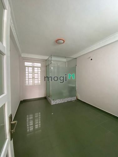 Hình ảnh Cần bán nhà CMT8 dài 8m chỉ 4 tỷ 5