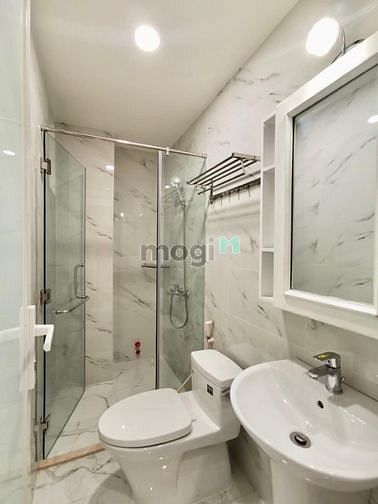 Hình ảnh Studio ban công thoáng, tầng cao, vị trí trung tâm Q7