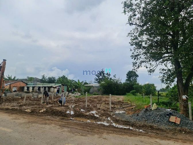 Hình ảnh Bán đất (14x36)m2 đất thổ cư. Mặt tiền tỉnh lộ 7. Giá 6,5 tỷ