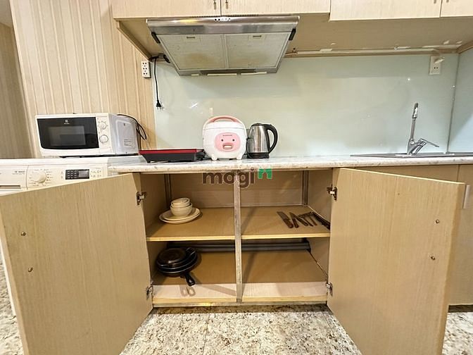 Hình ảnh Mb6623 nạp rút nhanh chóng 1PN , full nội thất , máy giặt riêng gần chợ bến thành Q1