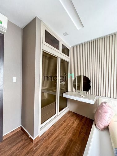 Hình ảnh CHDV 2Pn lầu cao - Có thang máy - ban công lớn