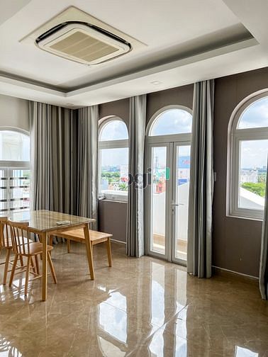 Hình ảnh CHDV 2Pn lầu cao - Có thang máy - ban công lớn