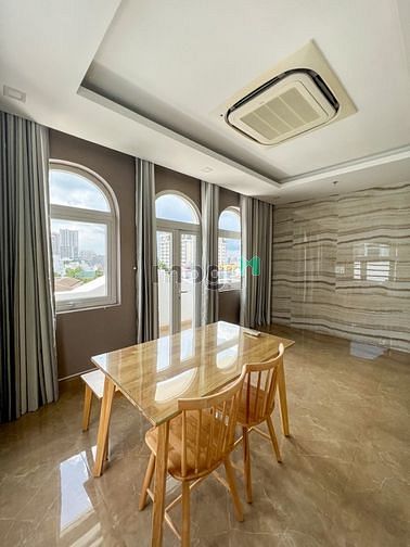 Hình ảnh CHDV 2Pn lầu cao - Có thang máy - ban công lớn