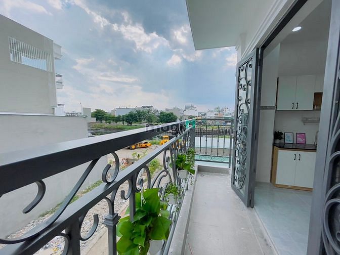 Hình ảnh Phòng trọ ban công 30m2 cực thoáng Phan Huy Ích