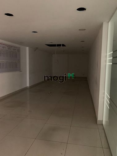 Hình ảnh Cho Thuê Nhà Mặt Tiền 228 - 230 Ngô Gia Tự , Phường 4, Quận 10 !