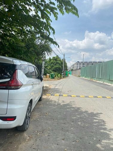 Hình ảnh Bán 70m Đất Mặt Tiền đường 9 đối diện Trường Học KĐT Vạn Phúc Thủ Đức