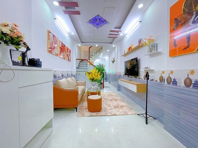 Hình ảnh Bán gấp nhà Võ Văn Tần, P6, Q3. Đang cho thuê 18tr/th