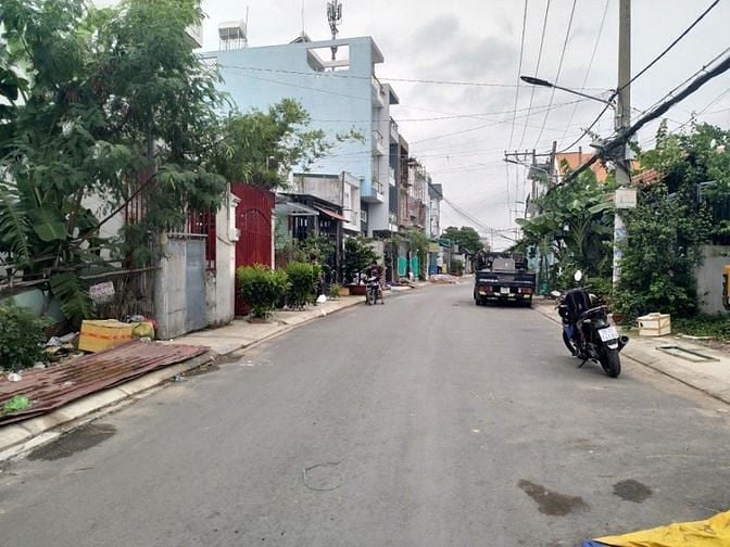 Hình ảnh 200m2 Đất MẶT TIỀN kinh doanh đường 37 giao Hiệp Bình, Xây Dựng Tự Do