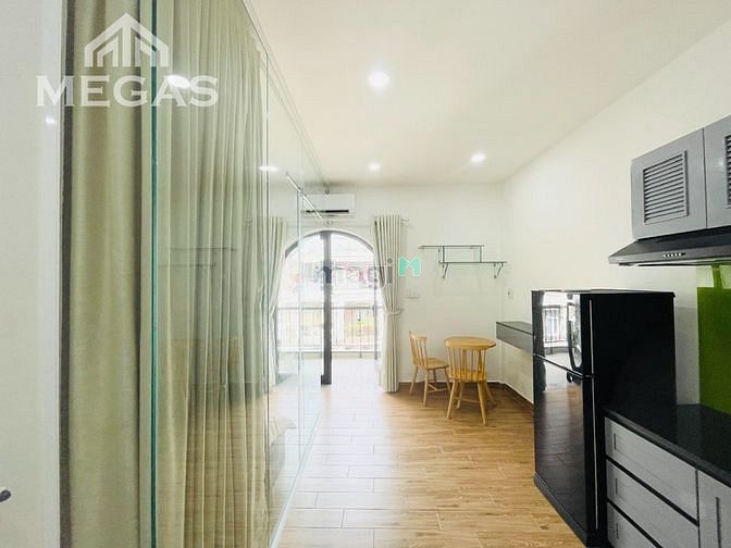 Hình ảnh Cho Thuê Căn Hộ Cao Cấp 1 Phòng Ngủ Ngay Lê Văn Sỹ