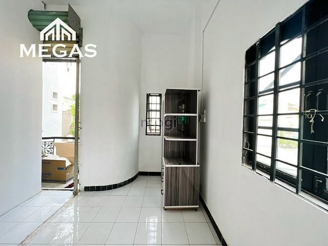 Hình ảnh Phòng Studio Mới Xây Ngay Lê Đình Cẩn -Tên Lửa, Ban Công Sẵn Nội Thất