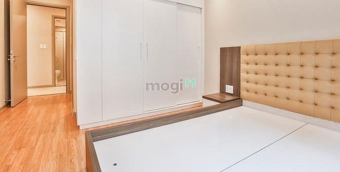 Hình ảnh HỖ TRỢ THUẾ PHÍ bán chcc The Gold View Q.4 2PN1WC 70m² giá 1ty750 SHR