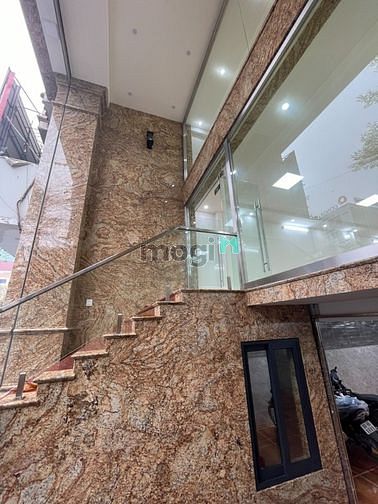 Hình ảnh Cho thuê toà nhà MP Nguyễn Lương Bằng, Đống Đa. DT 210m, 8 tầng, 1 hầm