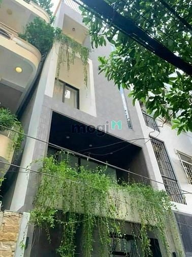Hình ảnh Siêu phẩm ( có thang máy VIP ) - NGAY KHU PHỐ ẨM THỰC PHAN XÍCH LONG