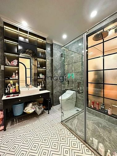 Hình ảnh Siêu phẩm ( có thang máy VIP ) - NGAY KHU PHỐ ẨM THỰC PHAN XÍCH LONG