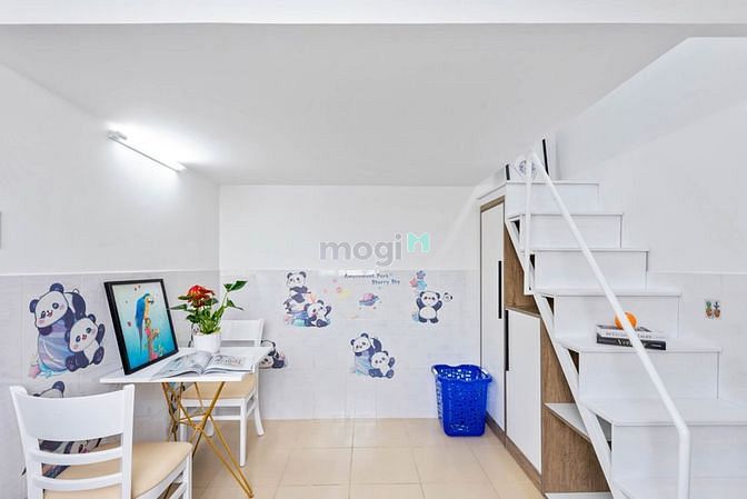 Hình ảnh Duplex Full Nội Thất Cửa Sổ Rộng và Hành Lang Thoáng Mát
