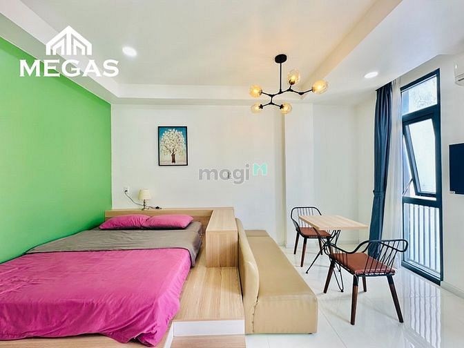 Hình ảnh Căn Hộ Studio Ban Công Lớn - Dọn VS Thay Drap 2Lần/Tuần - Ngay Sân Bay