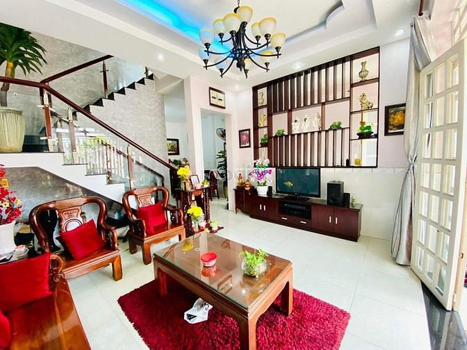 Hình ảnh Siêu phẩm 5 tầng đẹp mê ly Chợ Thủ Đức 85m2 chỉ hơn 6 tỷ