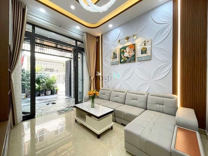 Hình ảnh Nhà mới đường Lãnh Binh Thăng, Q11, hẻm 5m, 4PN, SHR
