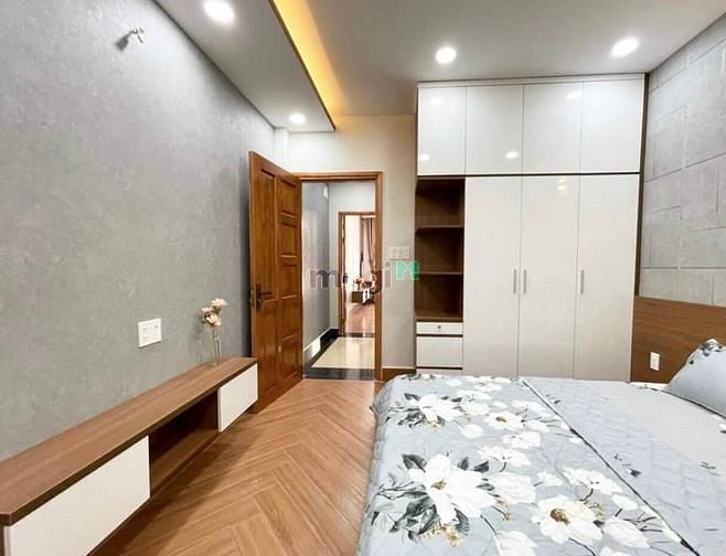 Hình ảnh Nhà mới đường Lãnh Binh Thăng, Q11, hẻm 5m, 4PN, SHR