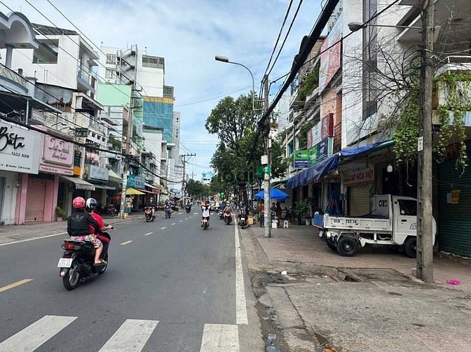 Hình ảnh Bán đất diện tích lớn 140m2 đường Hưng Phú, Phường 8, Quận 8.