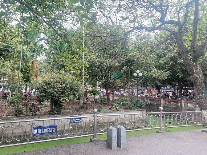 Hình ảnh Bán đất tặng nhà cấp 4, lô góc Phố Yên Phúc - Văn quán - ô tô cách 100