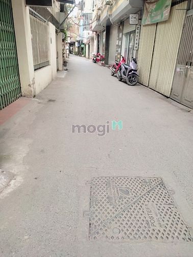 Hình ảnh Bán đất tặng nhà cấp 4, lô góc Phố Yên Phúc - Văn quán - ô tô cách 100