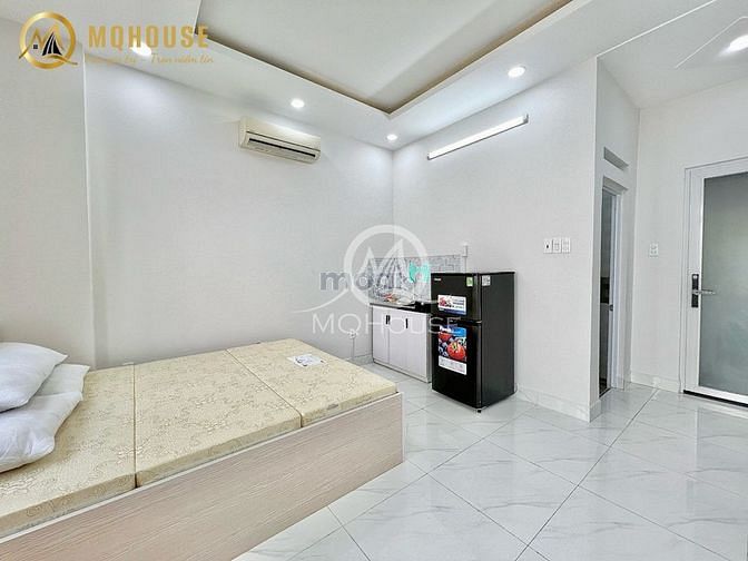 Hình ảnh Sân Bay - Studio Ban Công Nội Thất Đầy Đủ Tiện Nghi Giờ Giấc Tự Do