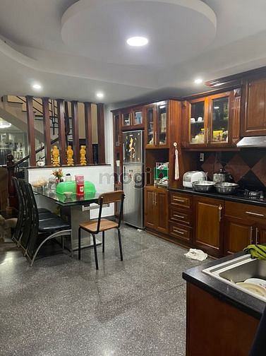 Hình ảnh Bán nhà Hầm 4 tầng 15tỷ5 đường Bùi Tá Hán