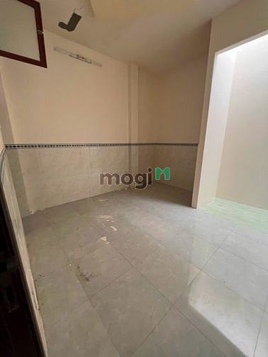 Hình ảnh Cần bán gấp nhà Hồ Bá Phấn, Phước Long A, Quận 9, ngang 4.5m, SHR