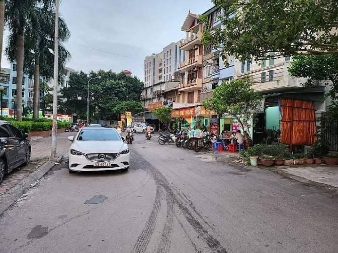 Hình ảnh Bán nhà đất C4 ở Ngô Thì Nhậm - Quang Trung - Hà Đông