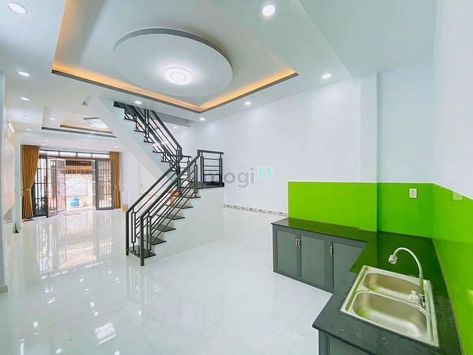 Hình ảnh Bán nhà Hẻm xe hơi 6m, đường Đất Mới
