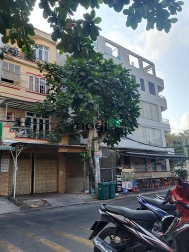 Hình ảnh Nhà 5 tầng 5*20 khu tên lửa chỉ 9 tỷ
