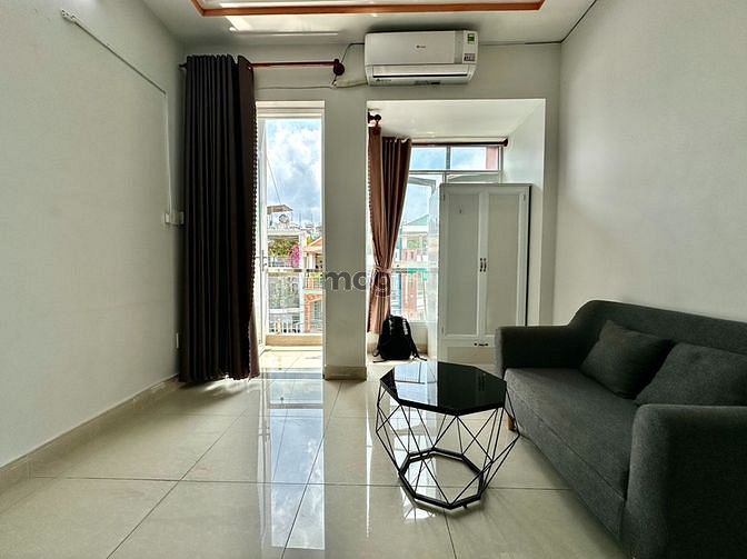 Hình ảnh Cho thuê phòng duplex full nội thất ban công sát đường Lý Chiêu Hòag