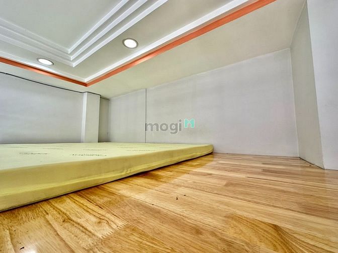 Hình ảnh Cho thuê phòng duplex full nội thất ban công sát đường Lý Chiêu Hòag