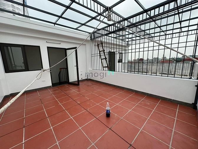Hình ảnh Bán Nhà Phố Cổ Linh - Thạch Bàn 2 Mặt Thoáng, 31m x 5 Tầng, Ngõ Thông