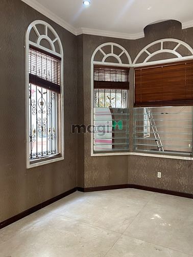 Hình ảnh Cho thuê biệt thự THẢO ĐIỀN-600m2 5PN-120/tháng-phù hợp làm văn phòng