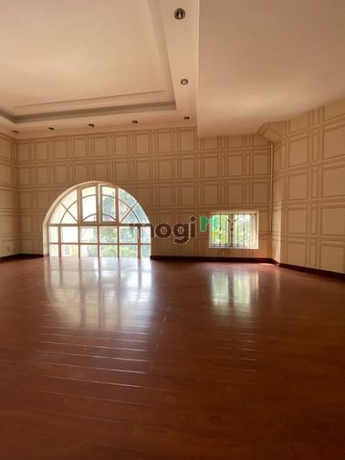 Hình ảnh Cho thuê biệt thự THẢO ĐIỀN-600m2 5PN-120/tháng-phù hợp làm văn phòng