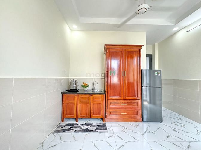 Hình ảnh Khai Trương Căn Hộ Ban Công 30M2 ĐườNg Cmt8 - Tân Bình