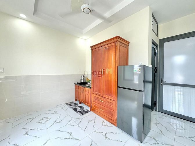 Hình ảnh Khai Trương Căn Hộ Ban Công 30M2 ĐườNg Cmt8 - Tân Bình