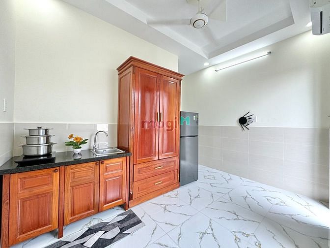Hình ảnh Khai Trương Căn Hộ Ban Công 30M2 ĐườNg Cmt8 - Tân Bình