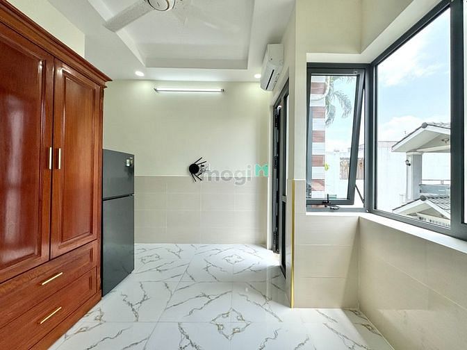Hình ảnh Khai Trương Căn Hộ Ban Công 30M2 ĐườNg Cmt8 - Tân Bình