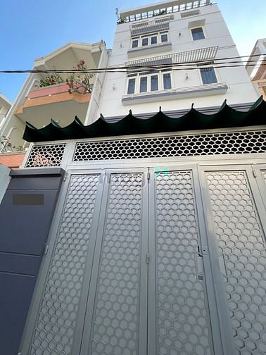 Hình ảnh Cho thuê Villa 320m2 5PN Võ Thị Sáu