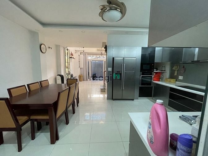 Hình ảnh Cho thuê Villa 320m2 5PN Võ Thị Sáu