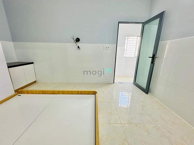 Hình ảnh Nhà Mới Xây Cửa Sổ Trời - Lý Thường Kiệt - ĐH Bách Khoa