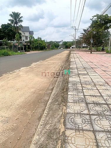 Hình ảnh Kẹt tiền bán nhanh lô đất TP Đồng Xoài
