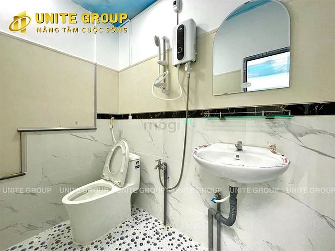 Hình ảnh Thuê Căn Hộ CHU VĂN AN Siêu Rộng 40m2 Ban Công Lớn Gần ĐH VĂN LANG