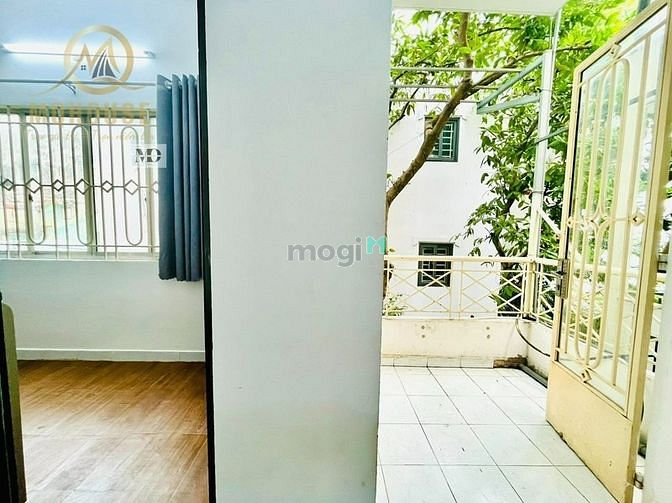 Hình ảnh STUDIO BAN CÔNG có thang máy Trần Đình Xu