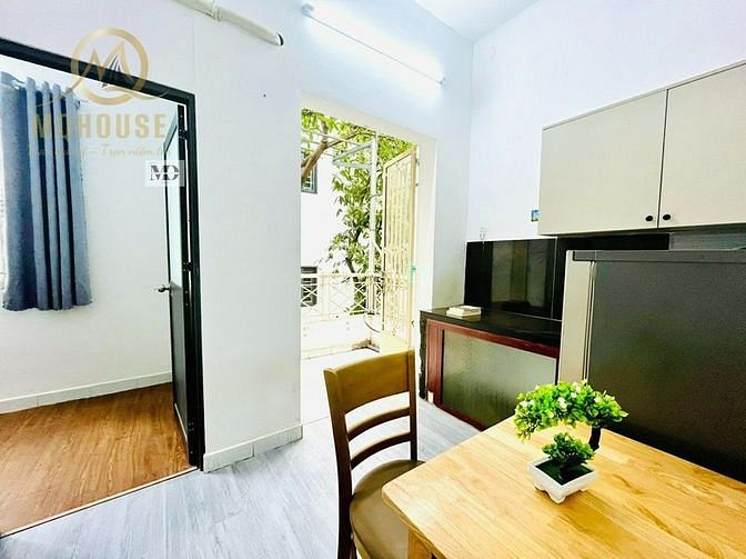Hình ảnh STUDIO BAN CÔNG có thang máy Trần Đình Xu